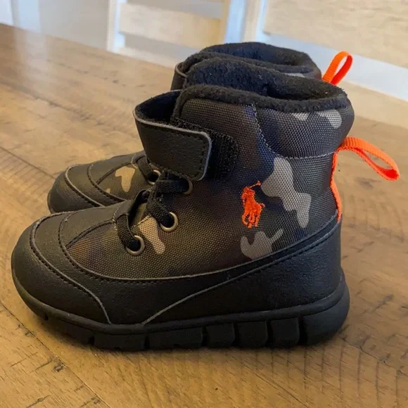 Polo Ralph Lauren toddler snow boots - Picture 1 of 7